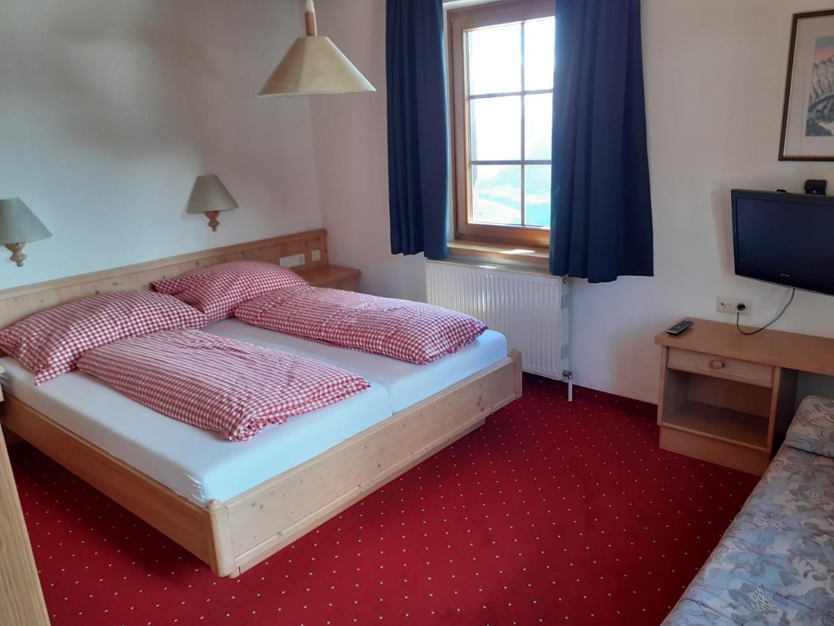 Steinerhaus Berggasthof 格洛博明 外观 照片