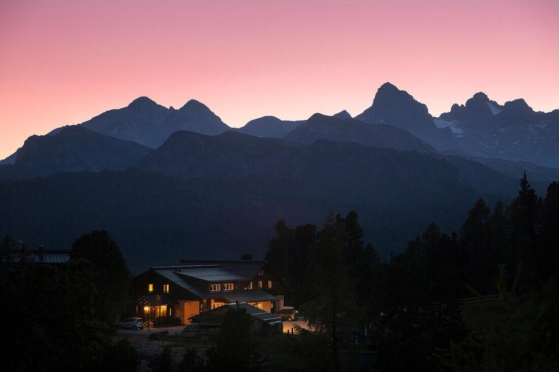 Steinerhaus Berggasthof 格洛博明 外观 照片